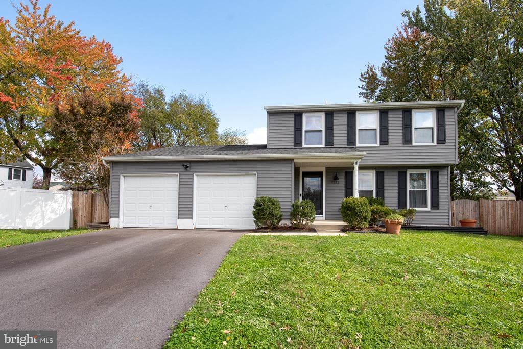 1313 Mulberry Court photo 1