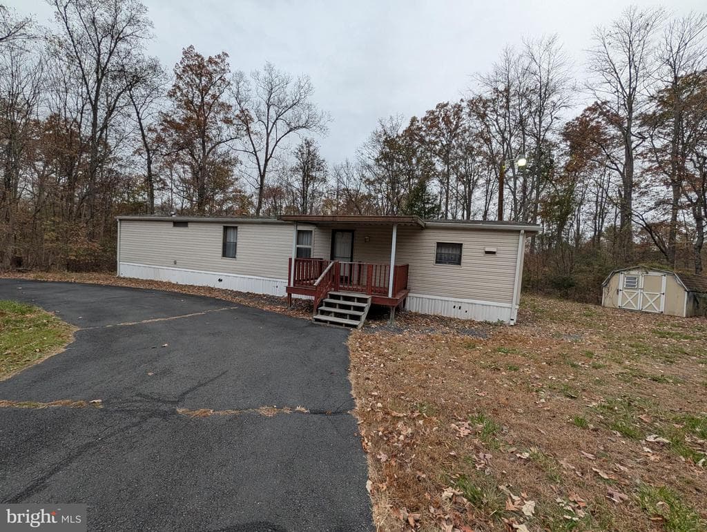 68 Rock Hill Road photo 1
