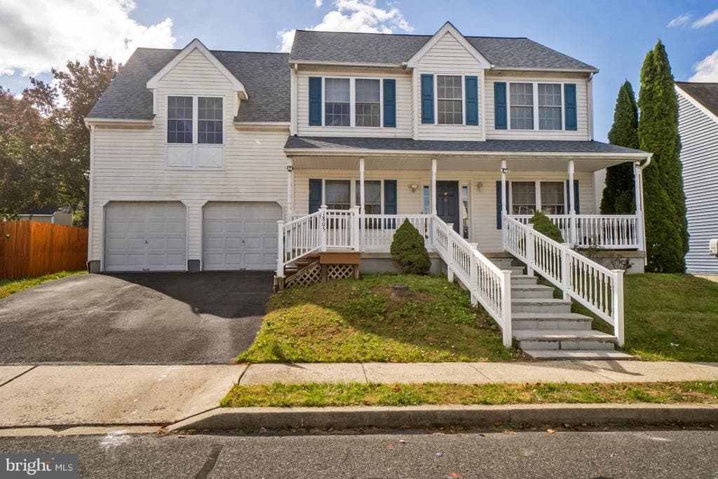 1805 Leedum Lane photo 1