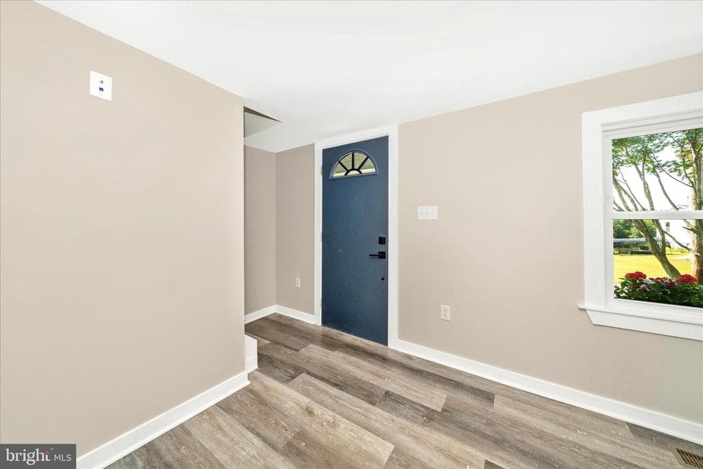 20724 Netz Road photo 1