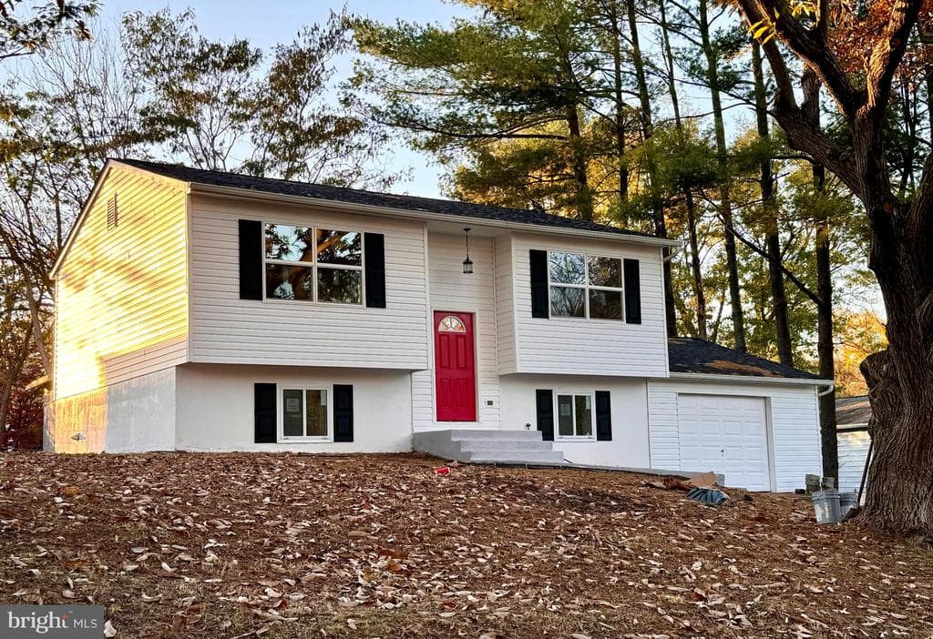 224 Oak Grove Lane photo 1