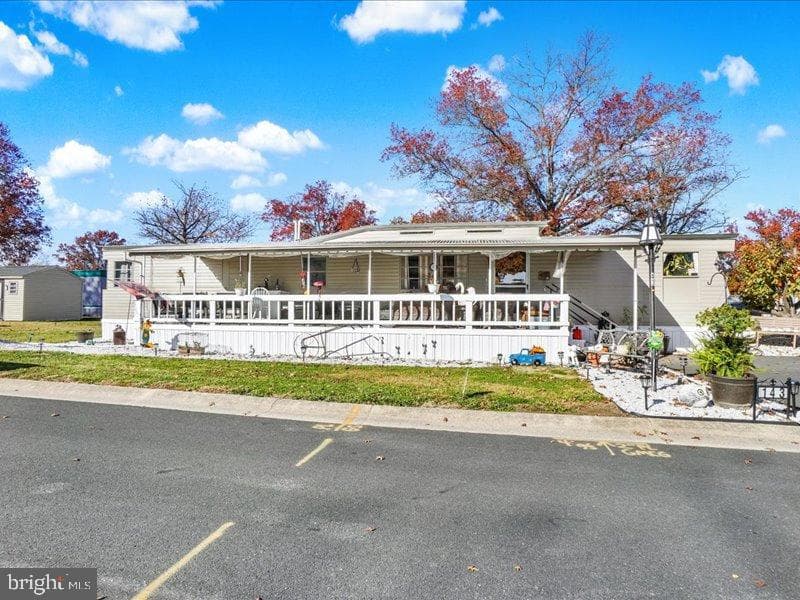 143 Pawnee Avenue photo 1