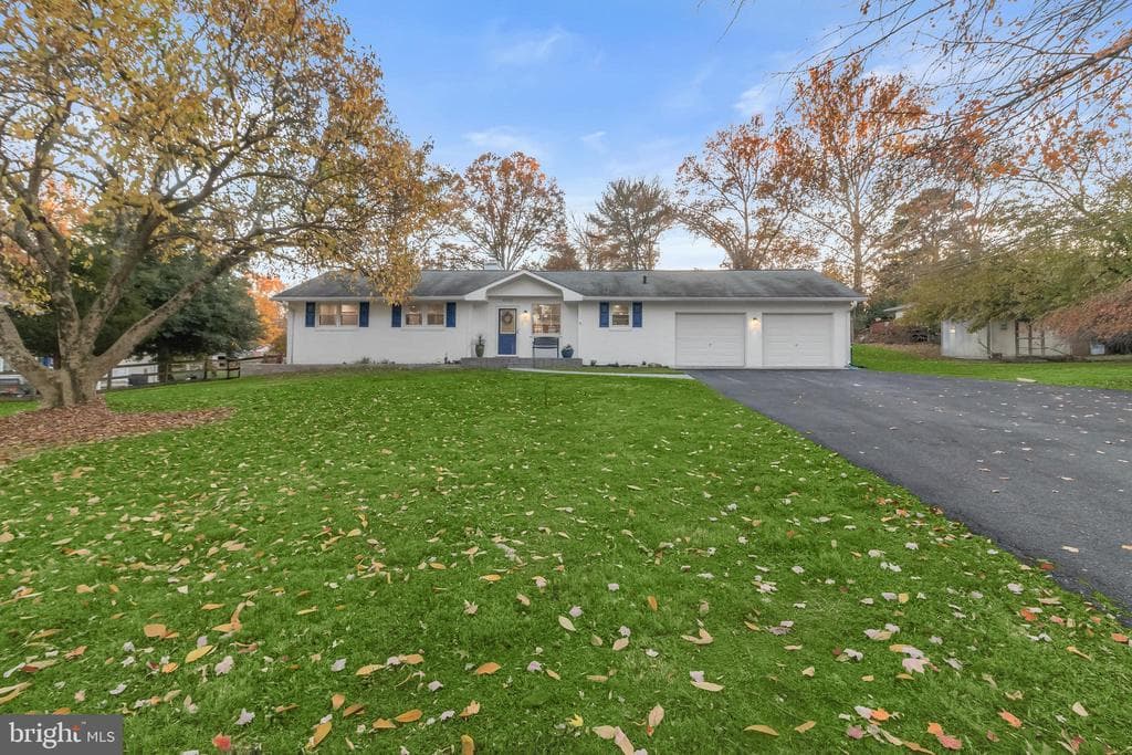6722 Seneca Drive photo 1