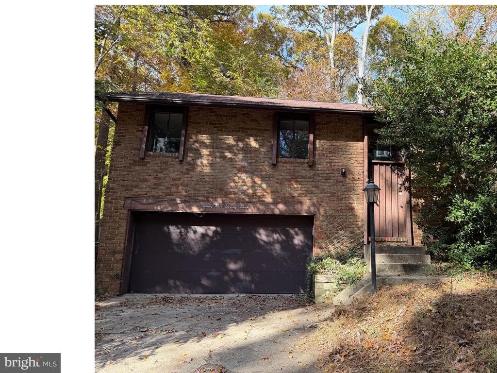 9477 Battler Court photo 1
