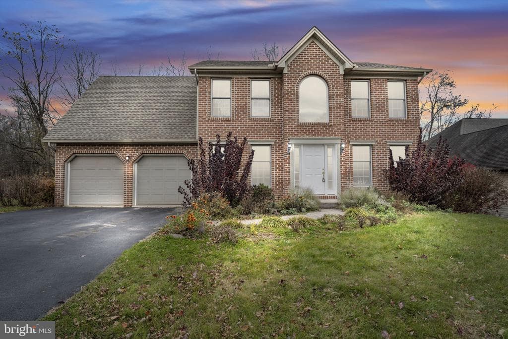 2401 Rolling Hills Drive photo 1