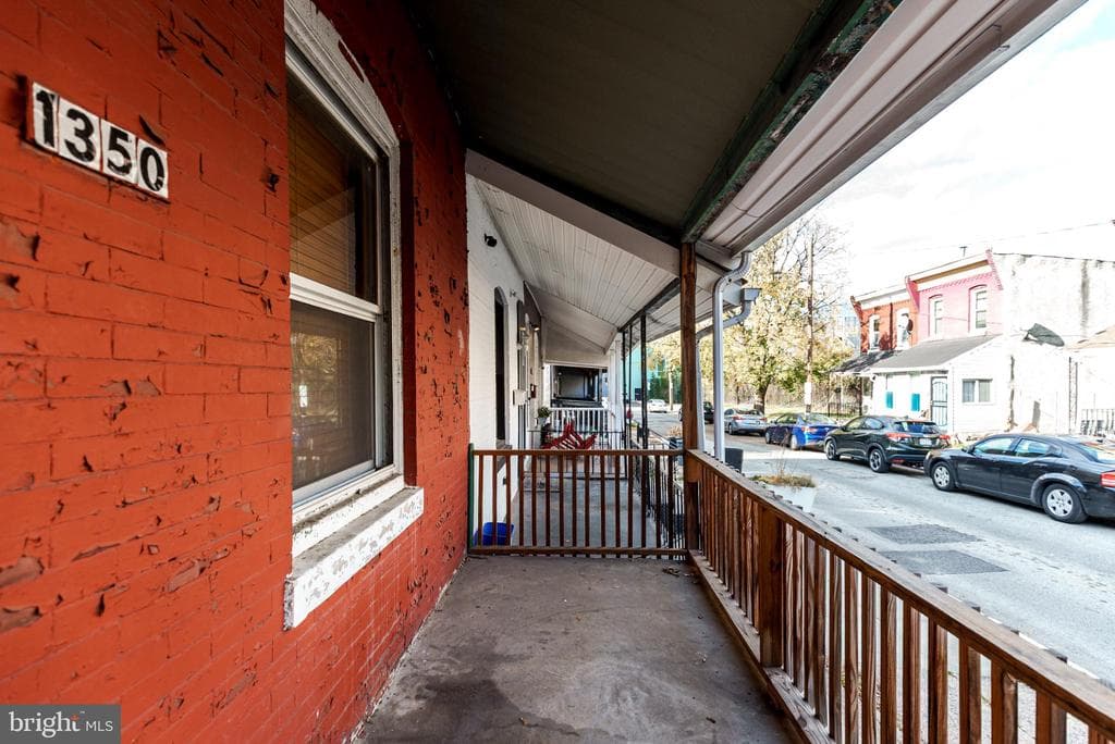 1350 S Melville Street photo 1