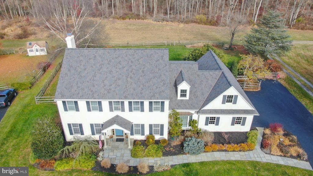 217 Kirkbrae Road photo 1