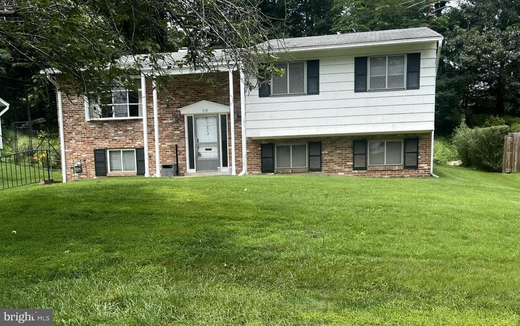 713 Horton Drive photo 1