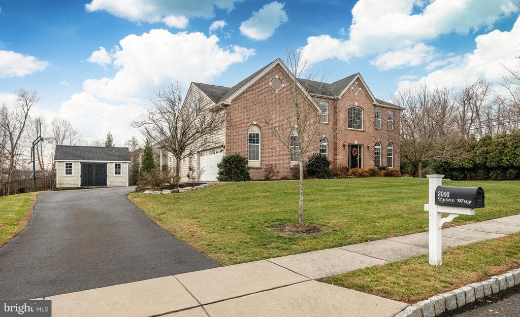 3000 Tyler Way photo 1
