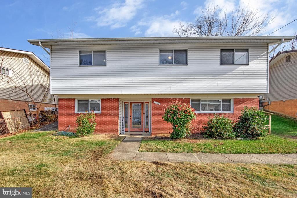 1310 Asheville Road photo 1