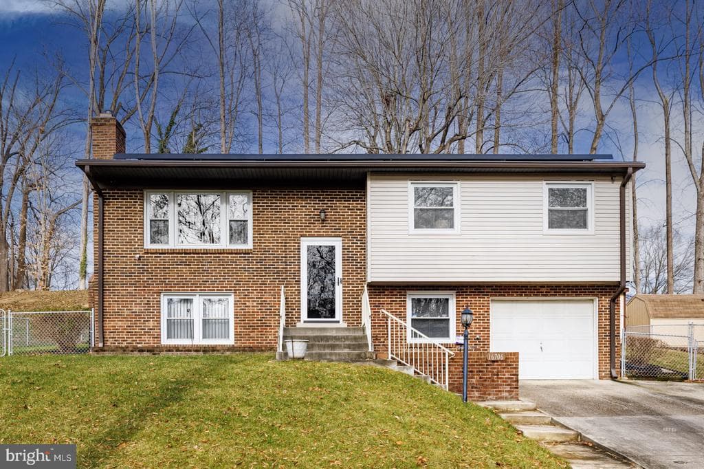 16706 Wardlow Road photo 1