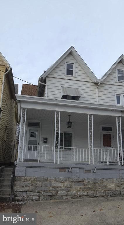 339 Pine Street photo 1