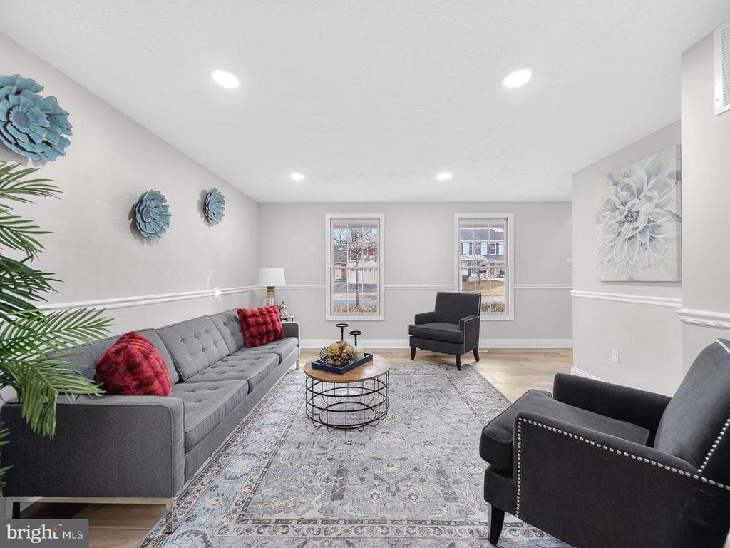 18011 Silver Leaf Drive photo 1