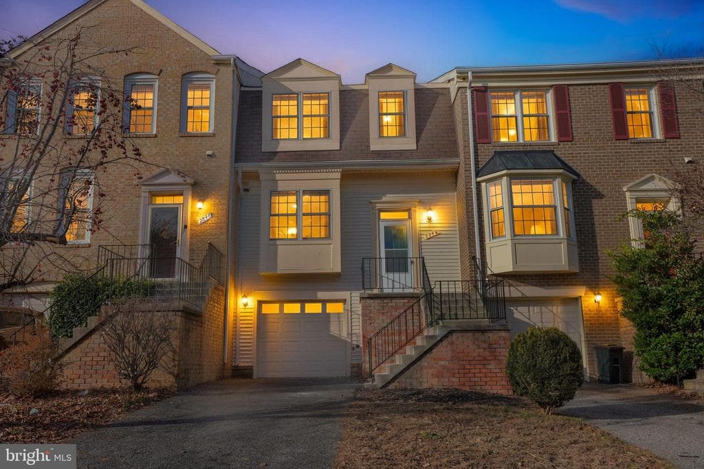 2848 Strauss Terrace photo 1