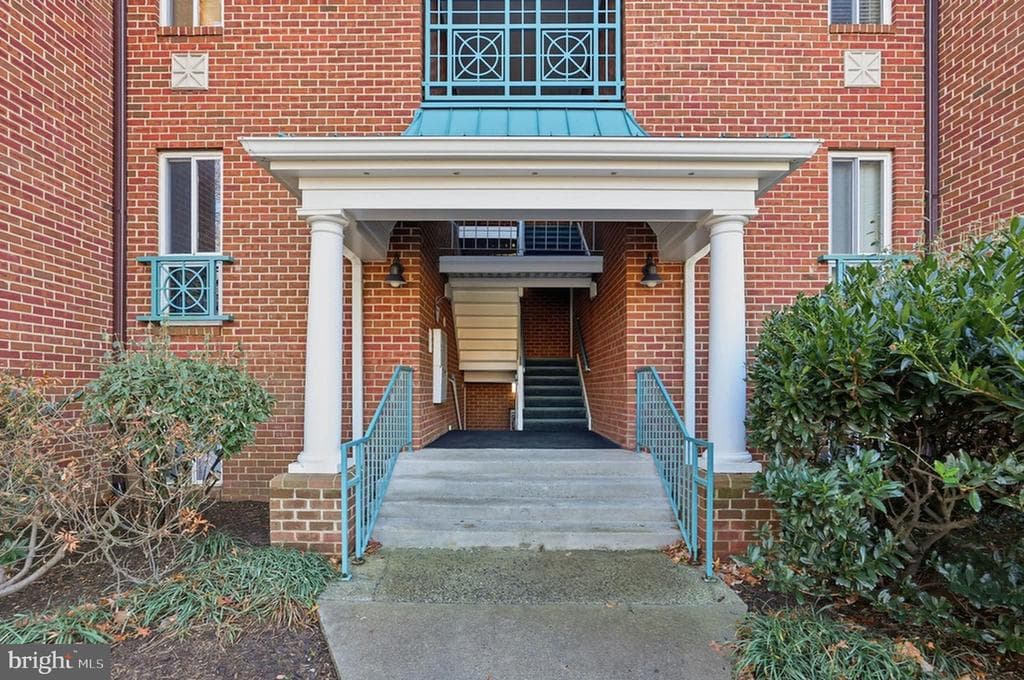 11807 Breton Court #2b photo 1
