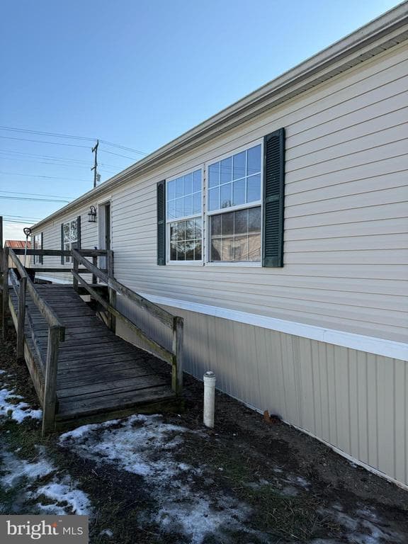 102 Front Street photo 1