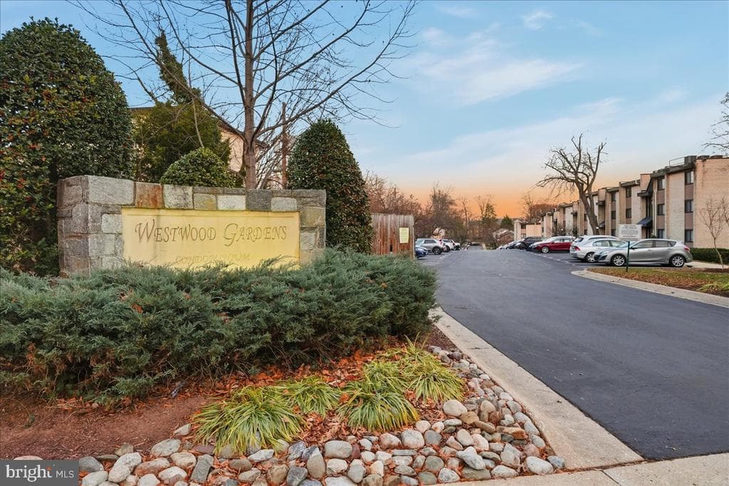 10864 Bucknell Drive #301 photo 1