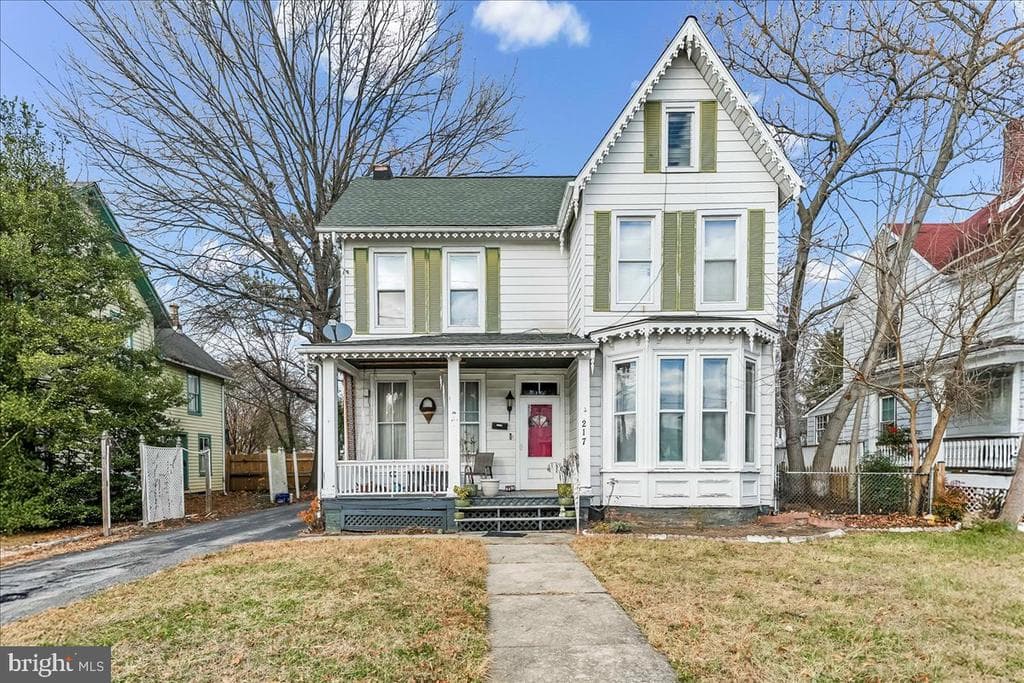 217 Main Street photo 1
