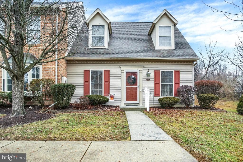 322 Woodland View Court photo 1