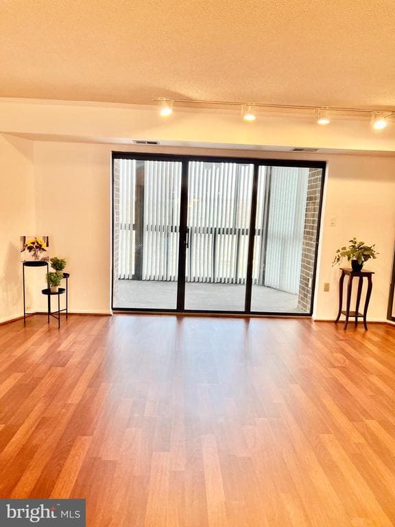 15115 Interlachen Drive #3-603 photo 1