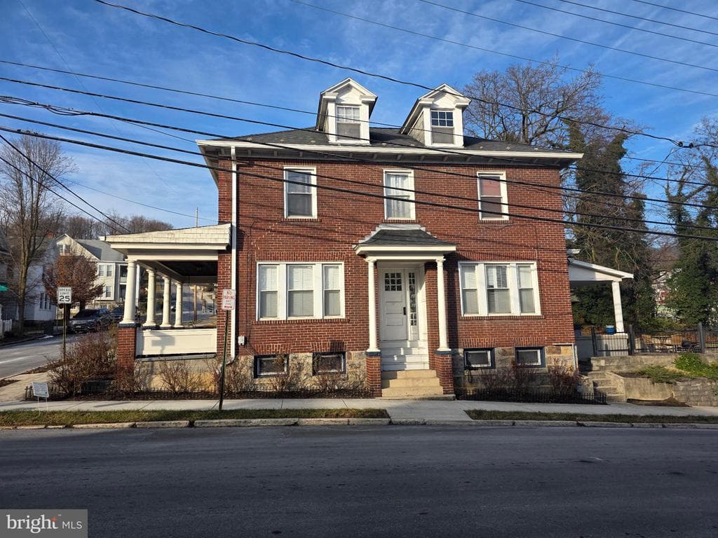 501 Rose Hill Avenue photo 1