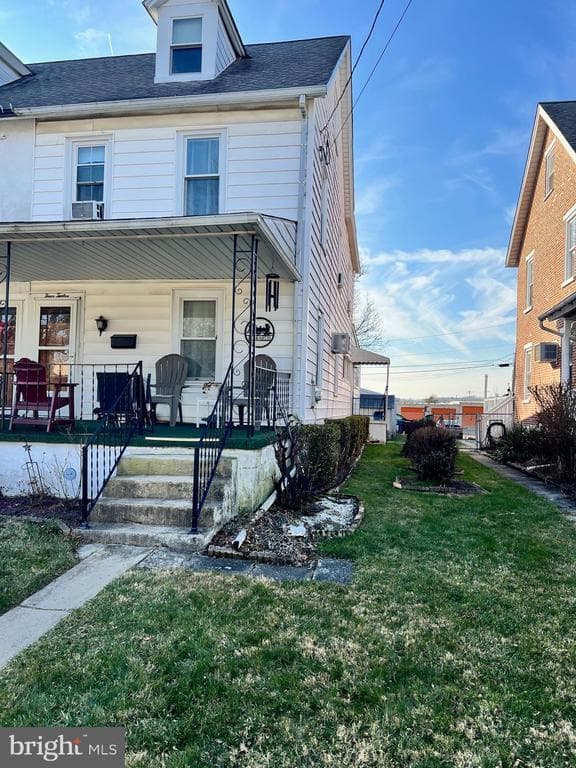 412 Meredith Street photo 1