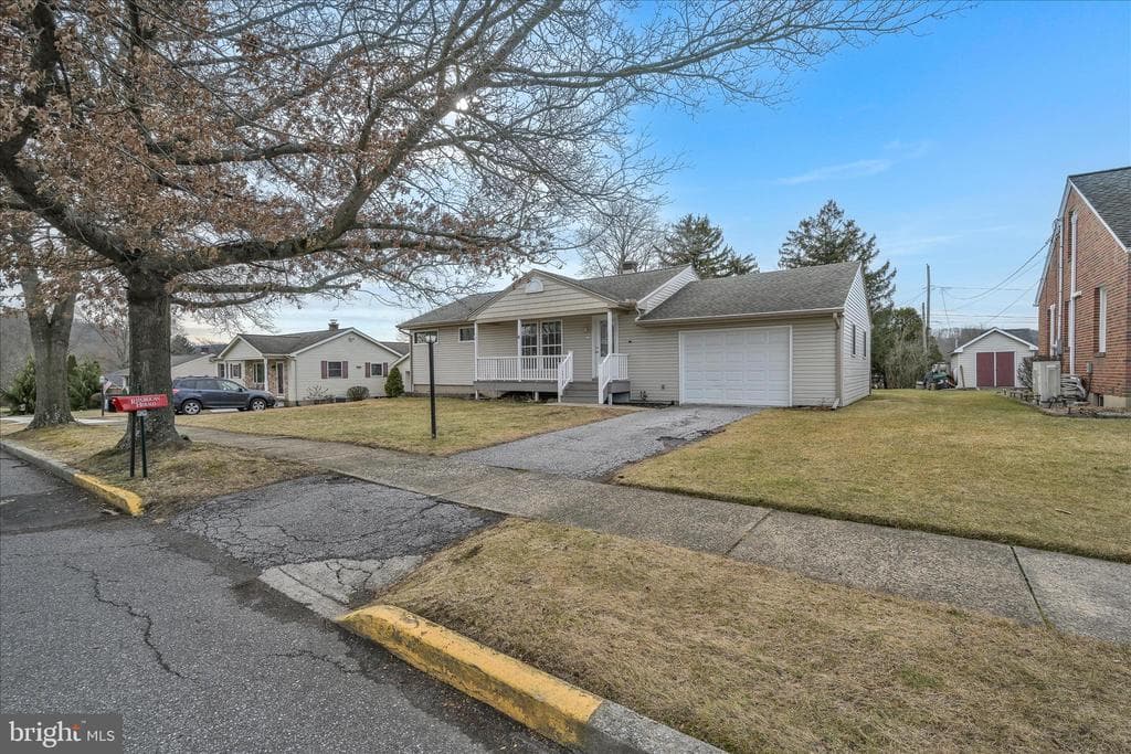 110 Walnut Street photo 1