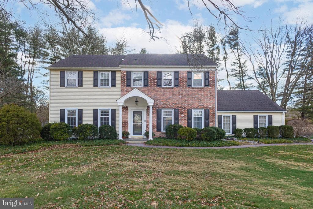 10 Bailey Drive photo 1