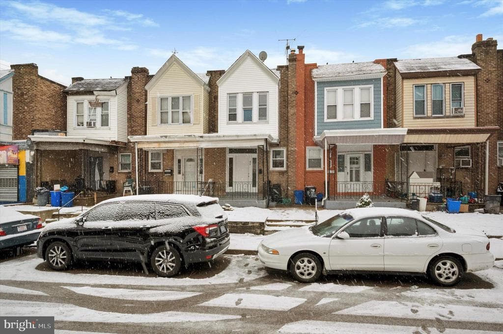 892 Granite Street photo 1