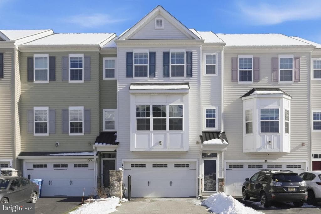 153 Mercer Court photo 1