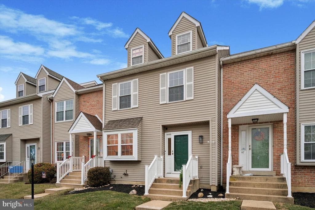 86 Louis James Court #86 photo 1