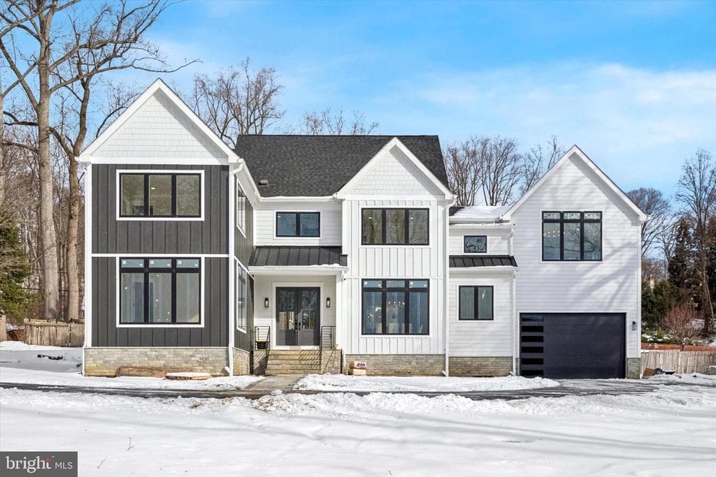 739 S Roberts Road photo 1