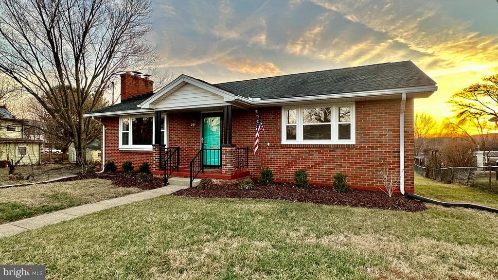 201 Woodland Avenue photo 1