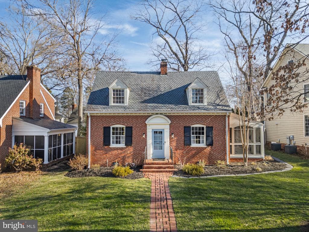 5411 Dorchester Road photo 1