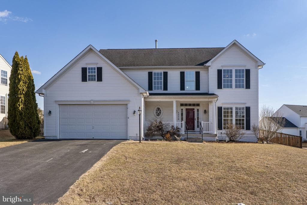 1316 Huntley Circle photo 1