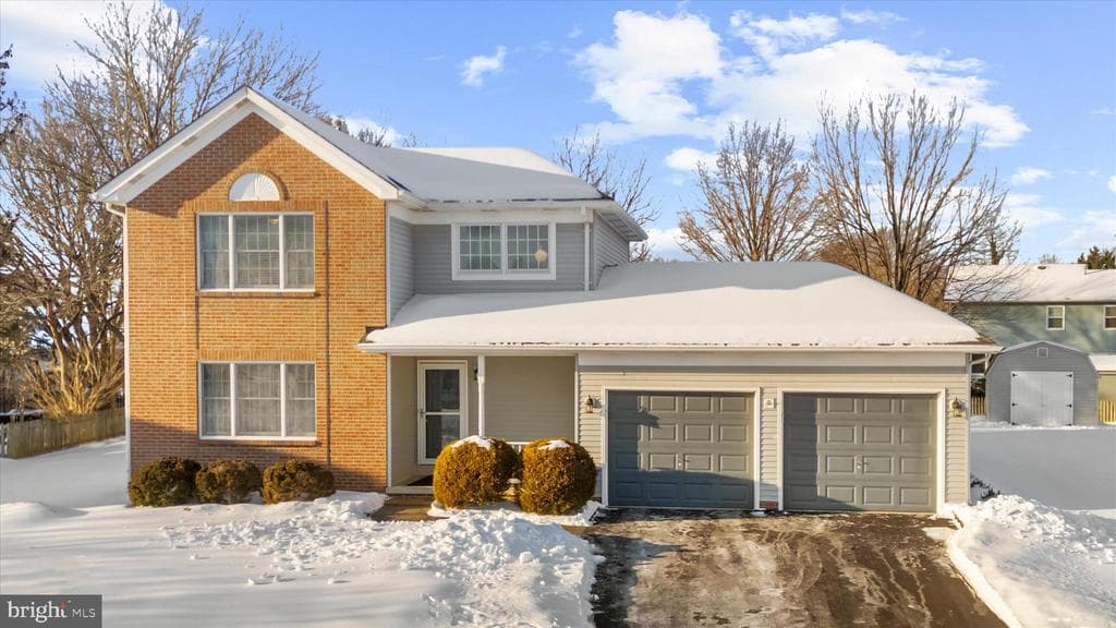 264 Providence Circle photo 1