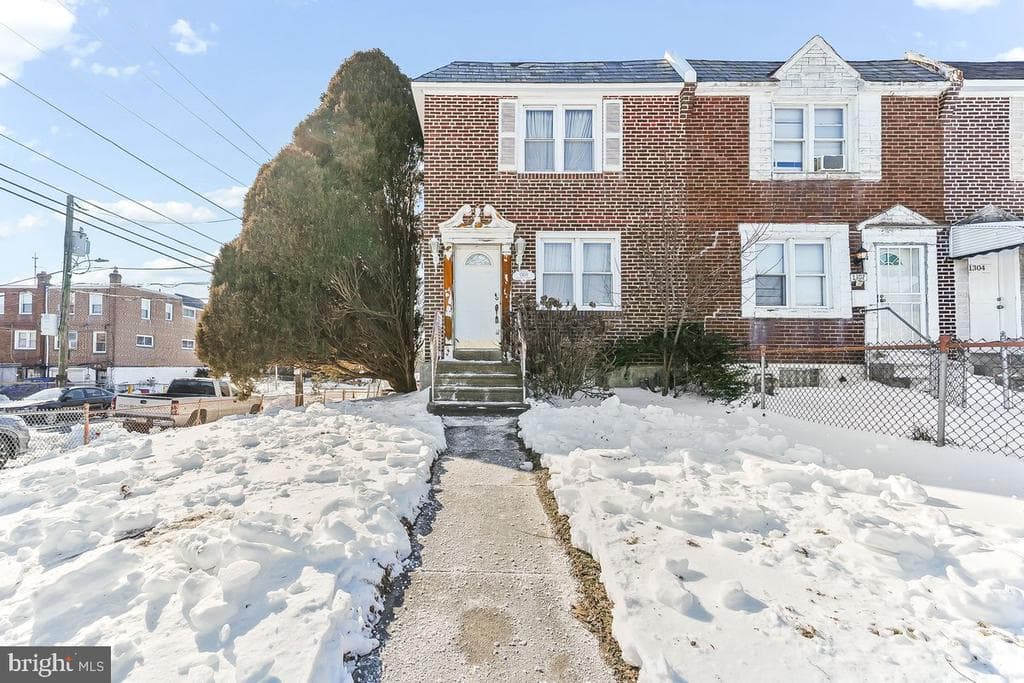 1300 Wycombe Avenue photo 1