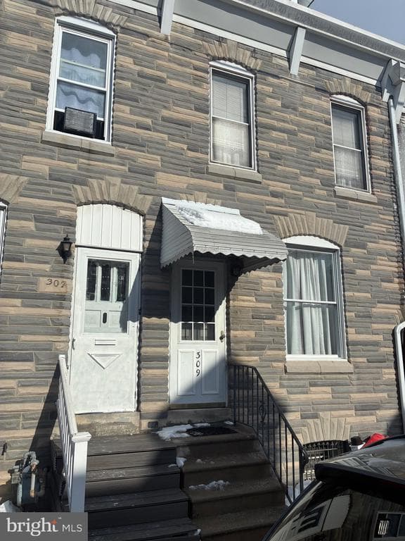 309 Miller Street photo 1