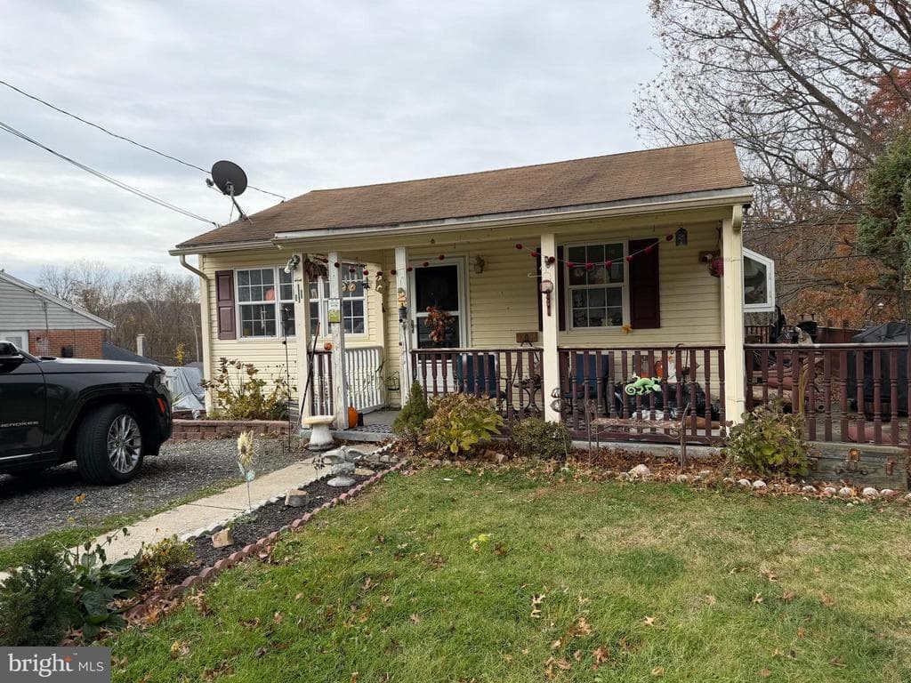 1311 Butter Lane photo 1