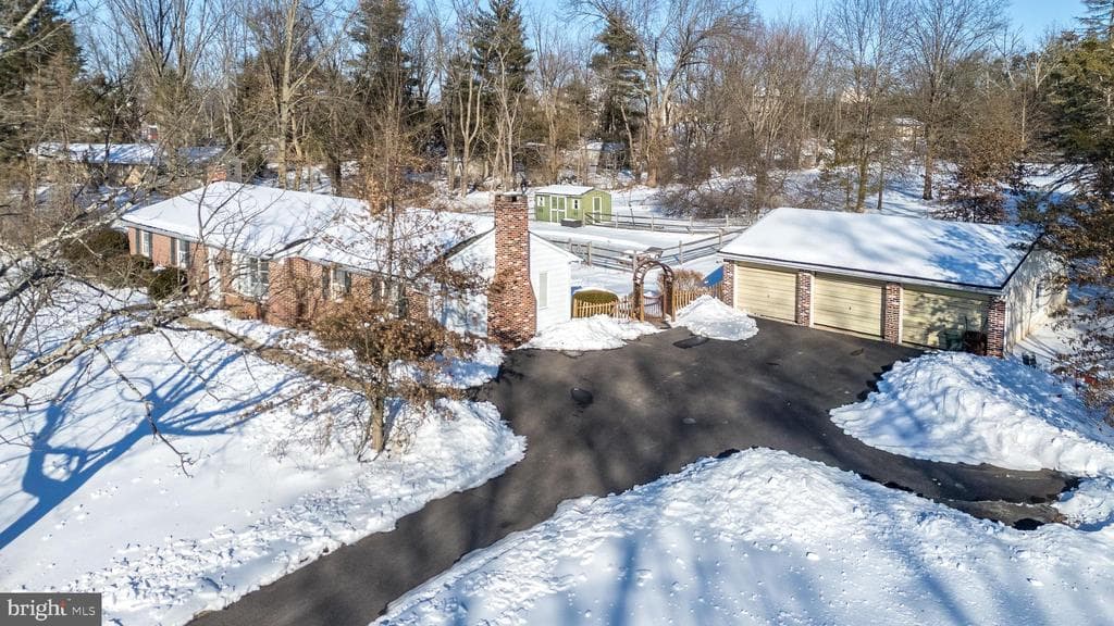494 Stover Road photo 1
