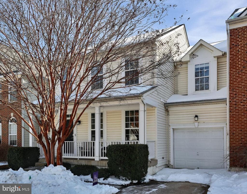 303 Baish Drive SE photo 1