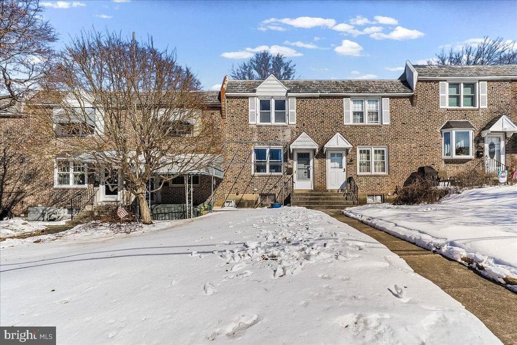 343 Westpark Lane photo 1