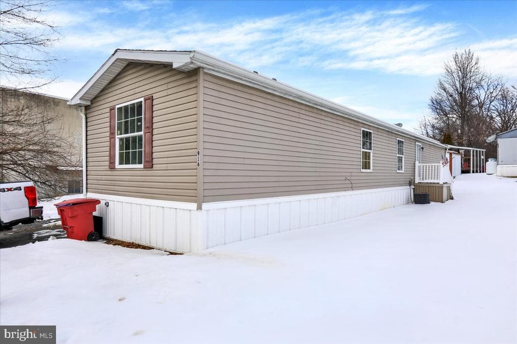 125 Tuckerton Road #916 photo 1