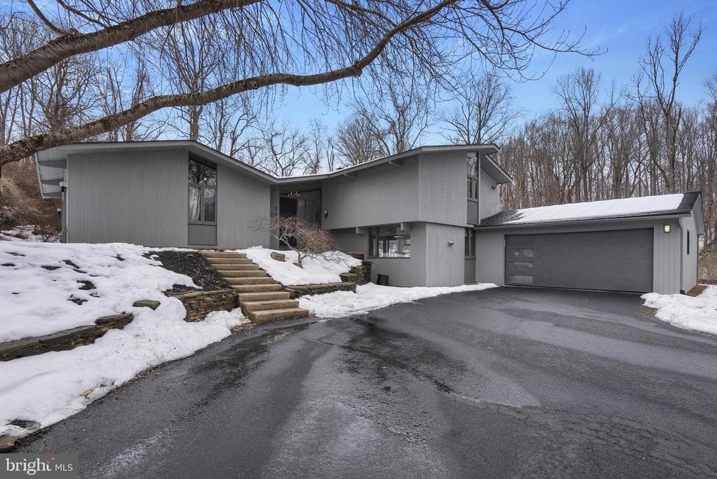 36 Blue Stone Court photo 1