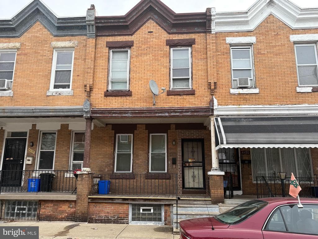 4437 N 19th Street photo 1