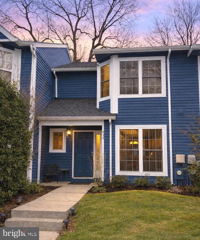 933 Breakwater Drive photo 1
