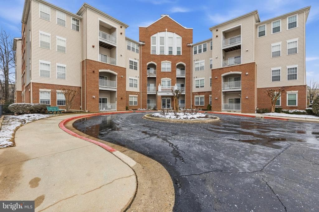 2610 Chapel Lake Drive #407 photo 1