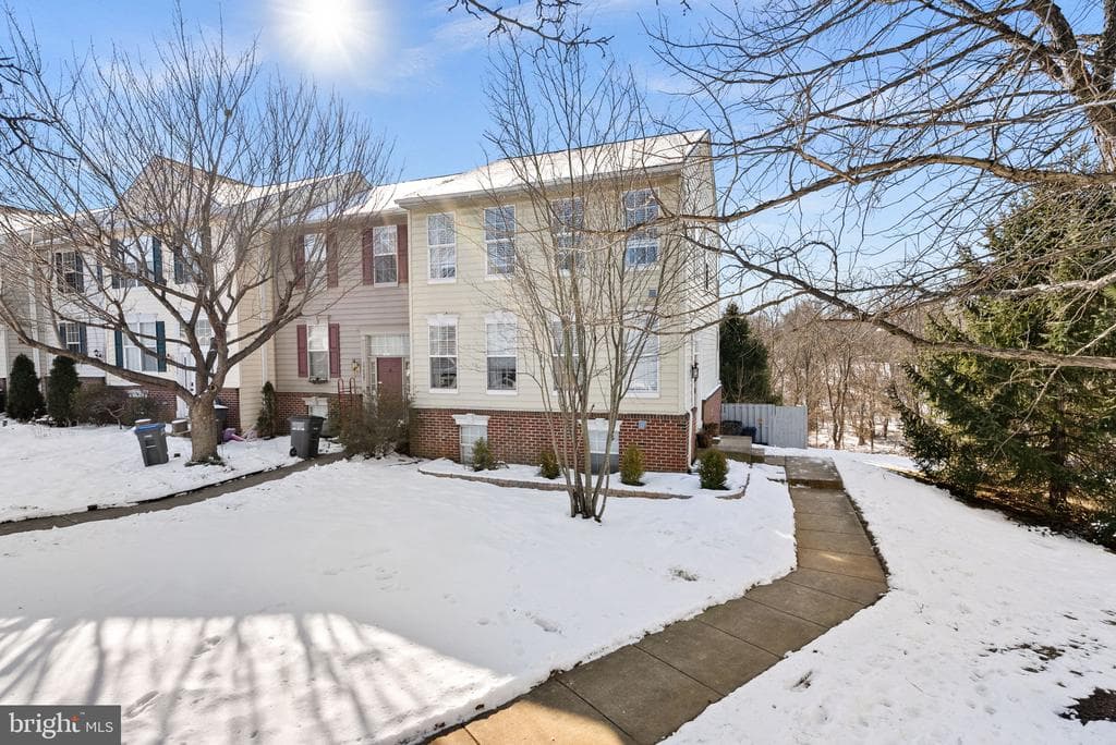 17525 Bristol Terrace photo 1