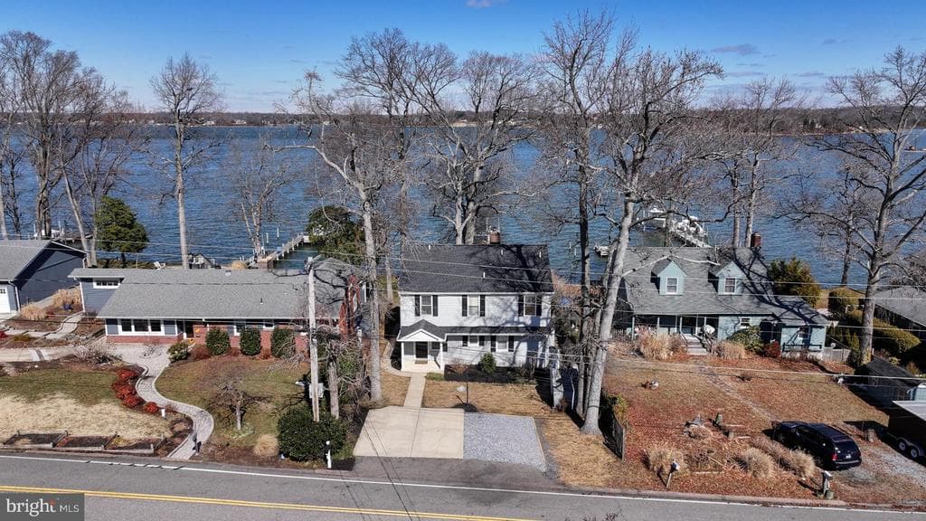 3476 S River Terrace photo 1