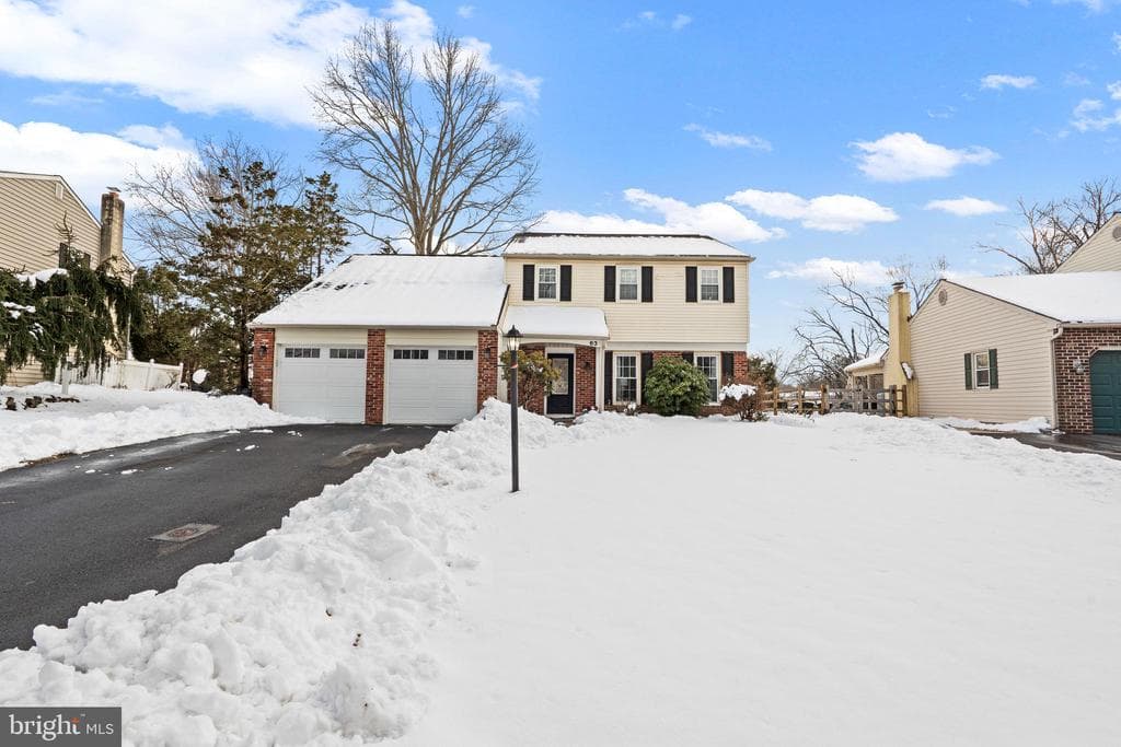 63 Forrest Drive photo 1